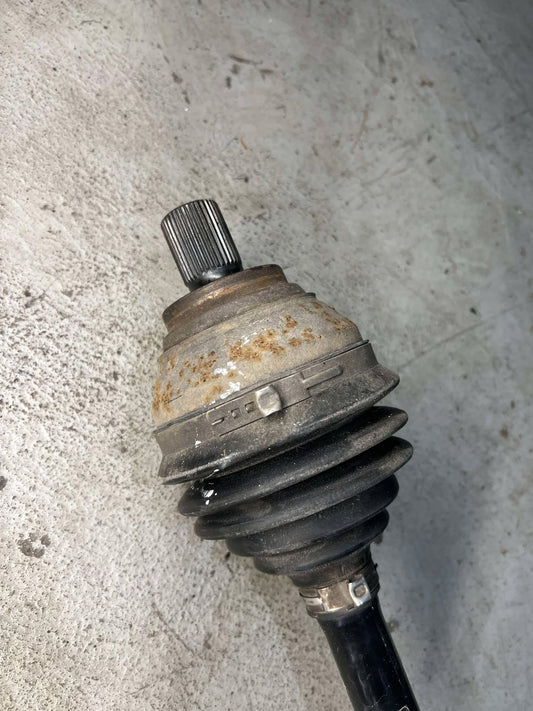 VW CADDY 1.6 2010-2015 DRIVE SHAFT LEFT 2K3407271B