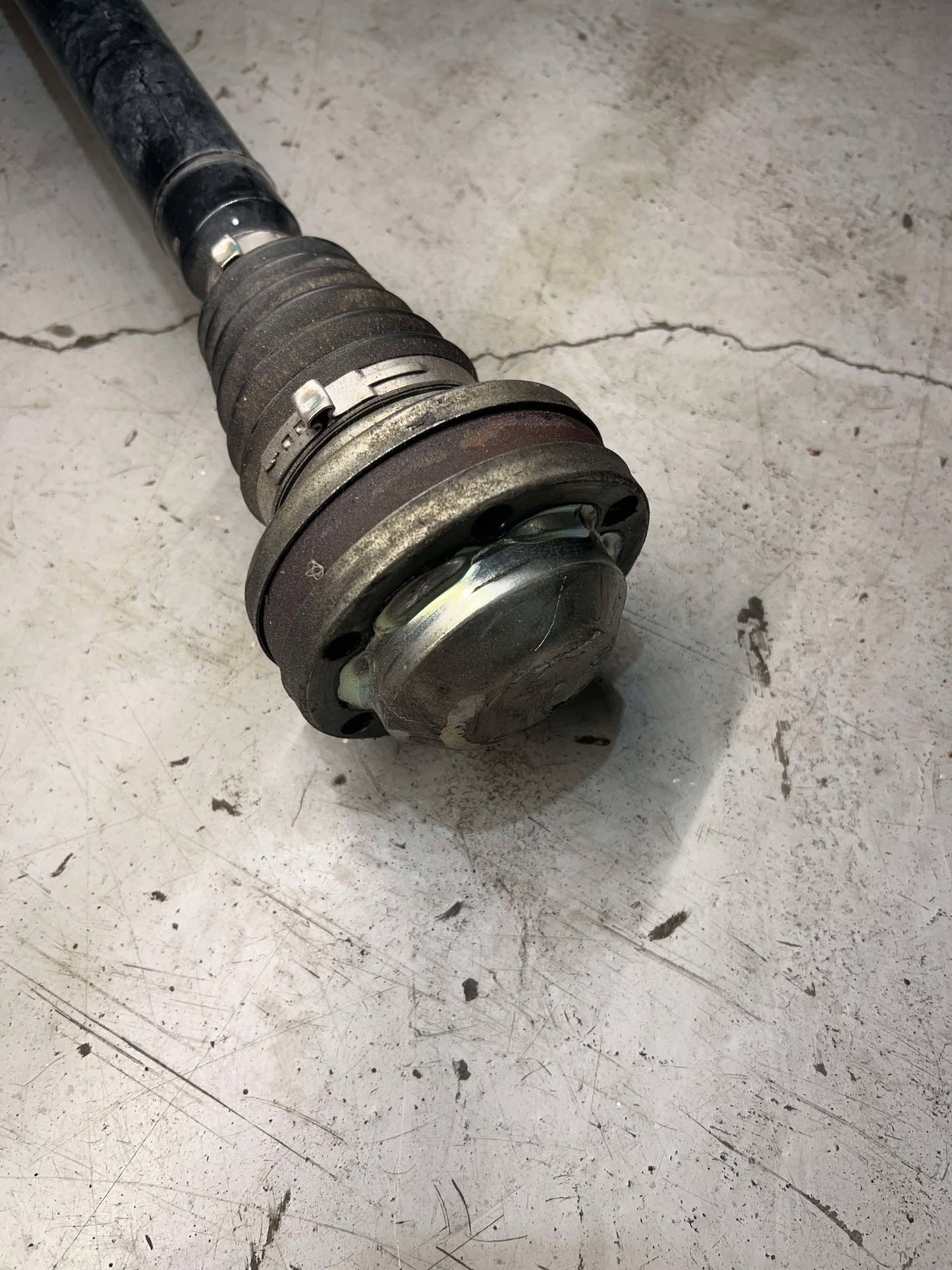 AUDI VW GOLF CADDY A3 PASSAT RHS RIGHT DRIVERS DRIVE SHAFT 2K0407272E