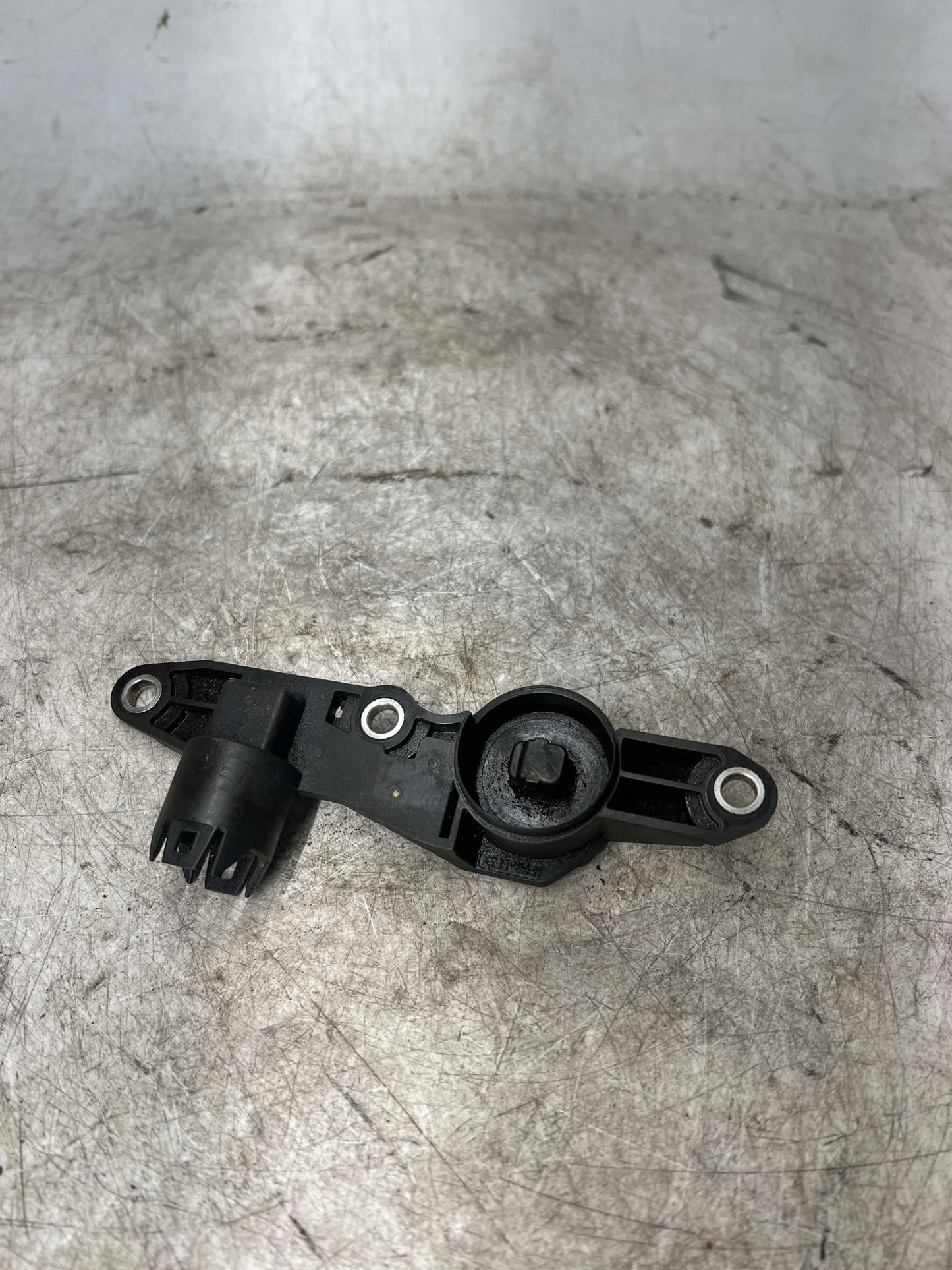 BMW 1 3 X SERIES N42 N46 N46N ECCENTRIC SHAFT SENSOR 7527016
