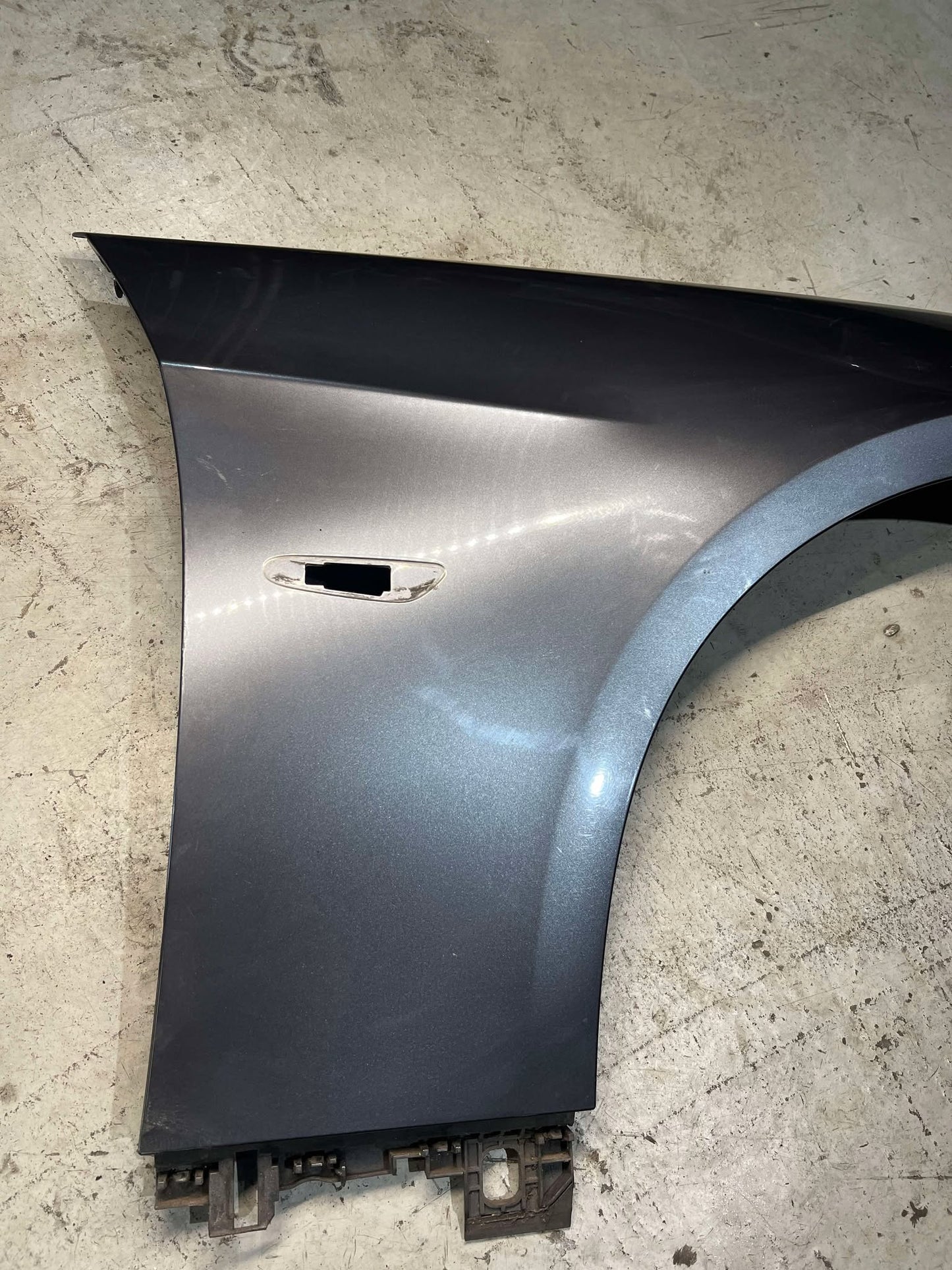 BMW 3 SERIES E92 E93 RHS RIGHT GUARD FENDER GREY