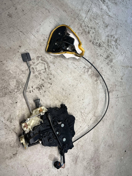 VOLKSWAGEN CADDY LEFT SLIDING DOOR LOCK 2K0843653BF