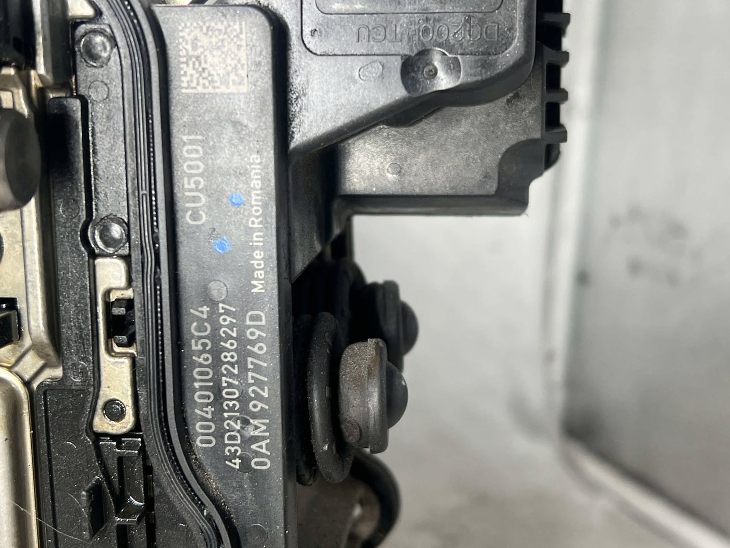 VOLKSWAGEN AUDI 0AM DSG TRANSMISSION MECHATRONICS UNIT WITH TCU 0AM927769D