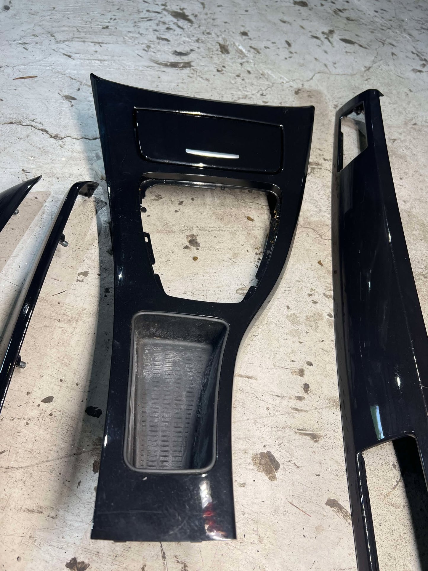 BMW 3 SERIES E90 GLOSS BLACK TRIM SET