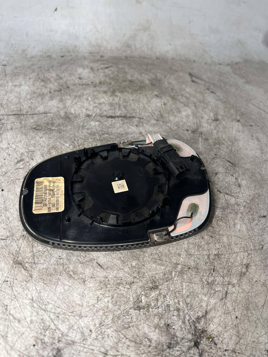 BMW 1 SERIES E82 E87 E88 RHS RIGHT MIRROR GLASS WITH SPECIAL OIL