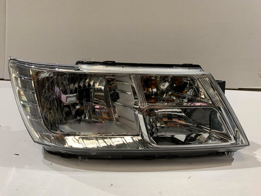 DODGE JOURNEY RHS RIGHT HALOGEN HEADLIGHT 05067786AE