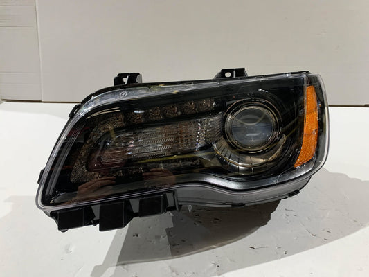 CHRYSLER 300C LHS LEFT XENON HEADLIGHT 68204775AB
