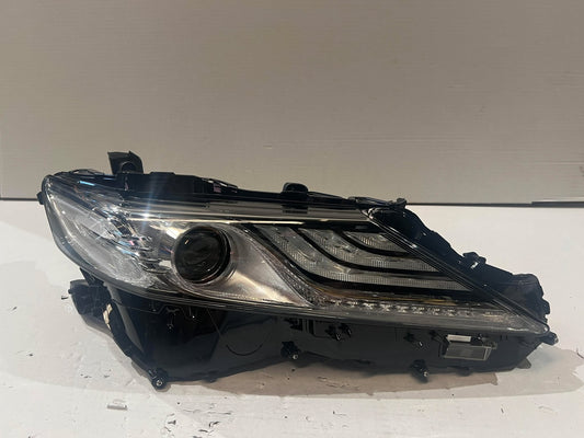 TOYOTA CAMRY XV70 RHS RIGHT LED HEADLIGHT 2018-2022