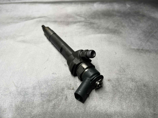 BMW 1 3 5 X SERIES N47 2.0L FUEL INJECTOR 7798446