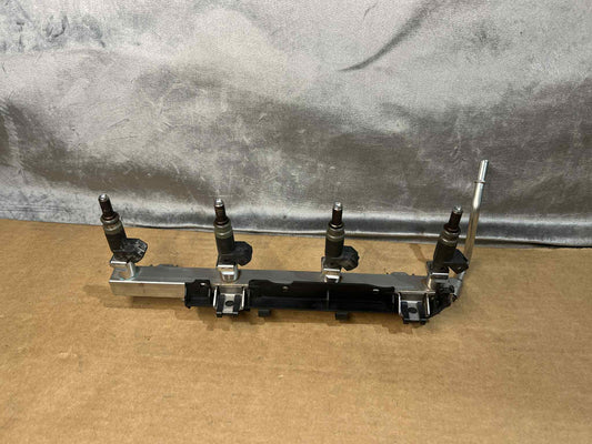 BMW 1 3 X SERIES 2.0L N46 N46N FUEL INJECTORS WITH RAIL 7530420