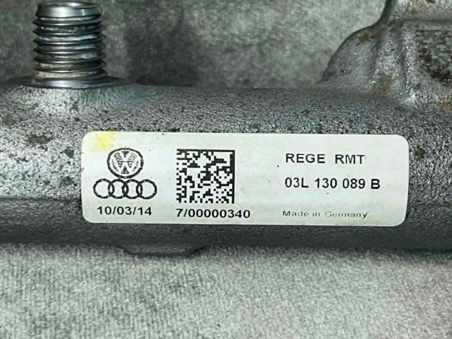 VW AUDI 2.0 FUEL INJECTOR RAIL 03L130089B