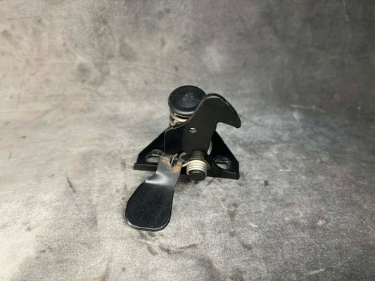 BMW 1 Series E81 / E82 / E87 / E88 Front Hood / Bonnet Catch Latch - 51237071124
