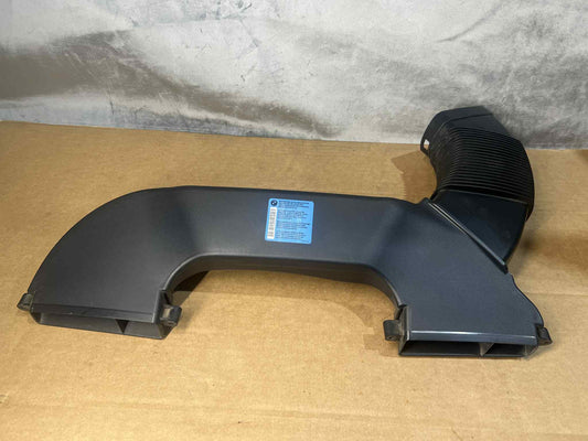 BMW 1 SERIES E82 E87 E88 AIR INTAKE DUCT 7565281