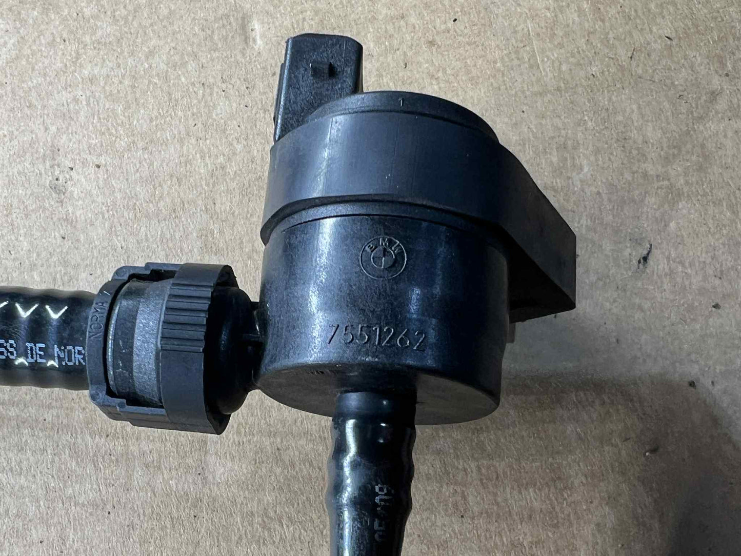 BMW 1 3 SERIES N54 FUEL TANK BREATHER VALVE 7551262