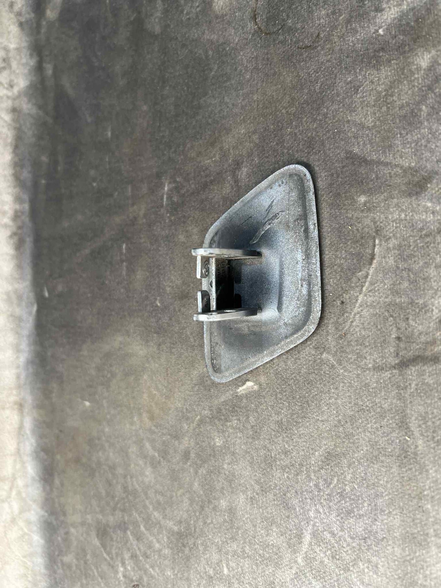 BMW 1 SERIES E82 E87 E88 LEFT HEADLIGHT WASHER COVER WHITE 7906801