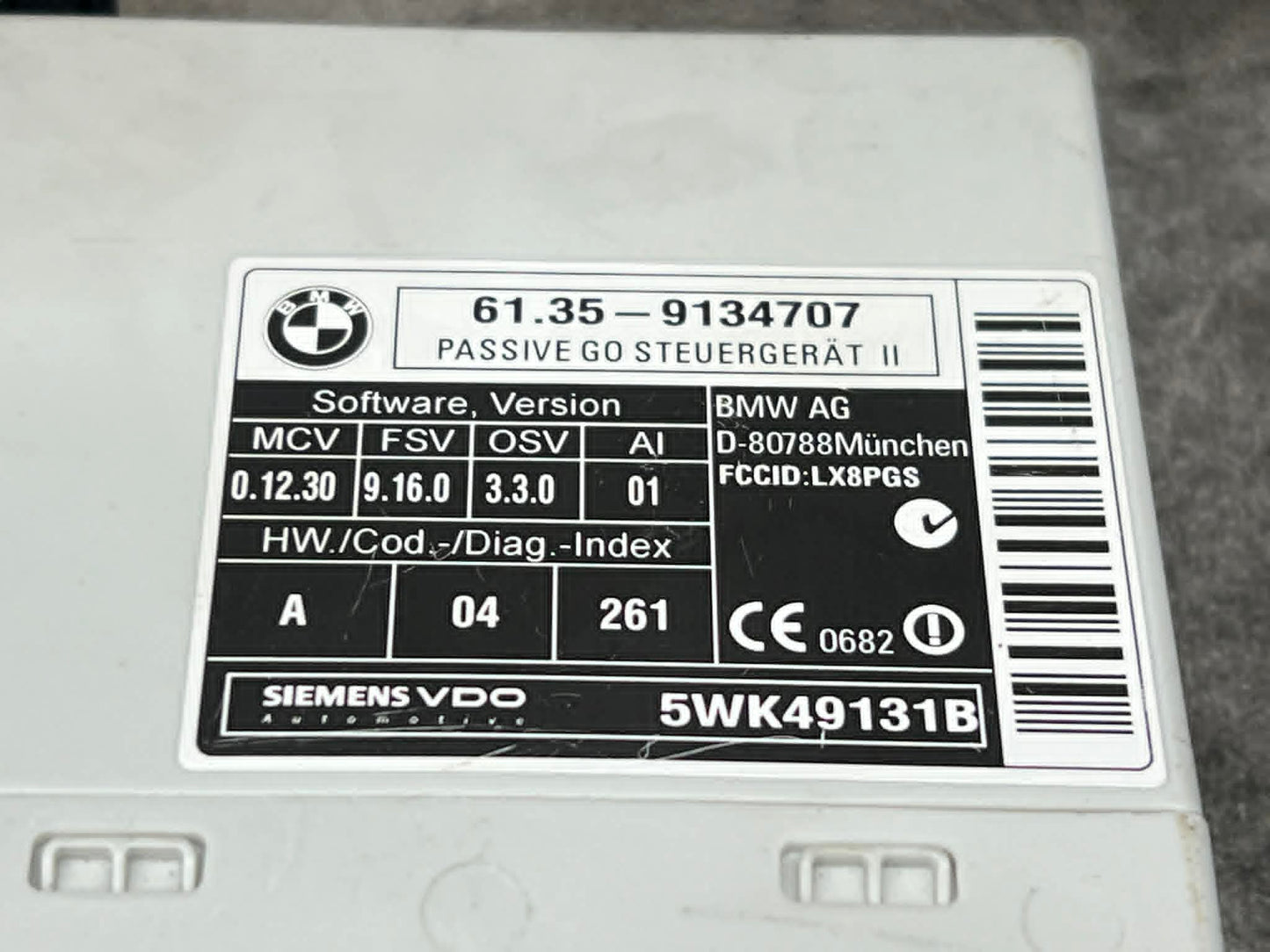 BMW E60 / E63 / E70 / E71 Comfort Access Passive Go Control Module - 9134707 (Used) - LRI Autoparts