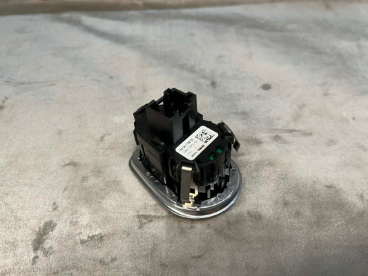 BMW 1 3 4 SERIES IGNITION ENGINE START / STOP BUTTON 9250734
