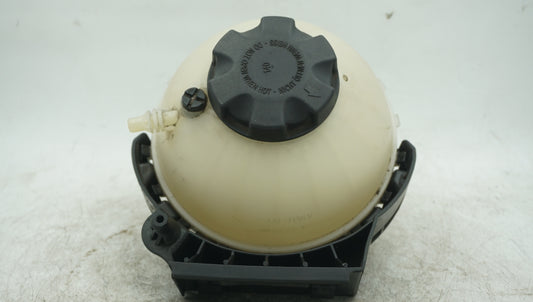BMW F22 F30 F32 COOLANT TANK RESERVOIR 7609470