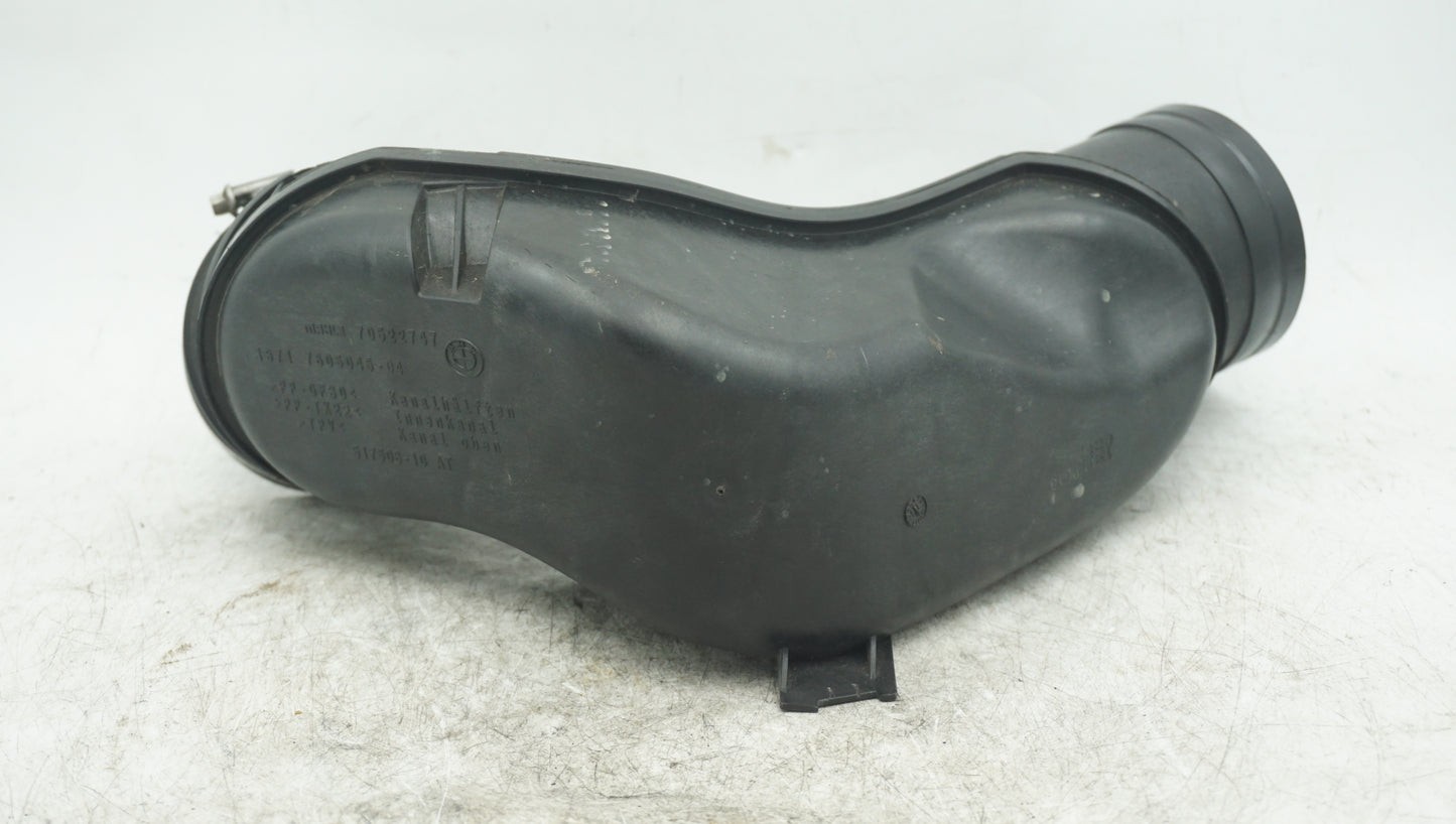 BMW 2 3 4 Series F22 F30 F31 F32 F33 N20 AIR INTAKE PIPE 70522747 - LRI Autoparts