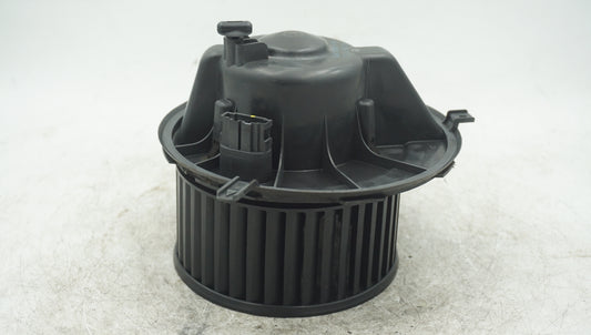VOLKSWAGEN CADDY HEATER FAN MOTOR 32312916