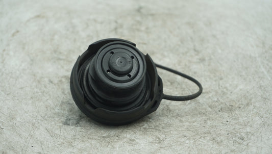 VOLKSWAGEN AUDI PETROL FUEL CAP 1J0201553AJ