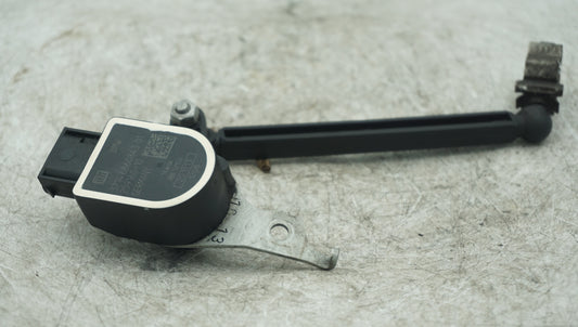 BMW FRONT HEADLIGHT LEVEL SESNOR 6860843