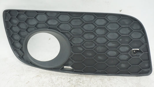 VW GOLF MK5 RIGHT FOG LIGHT GRILLE 1K0853666