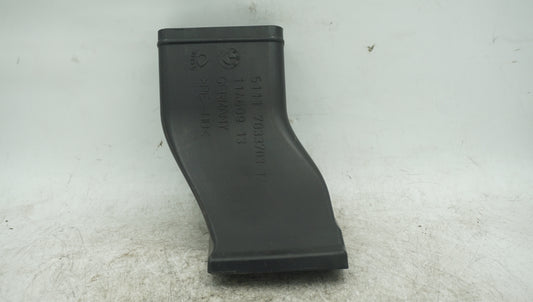 BMW 5 SERIES E60 FRONT LEFT BRAKE COOLING AIR DUCT 7033703