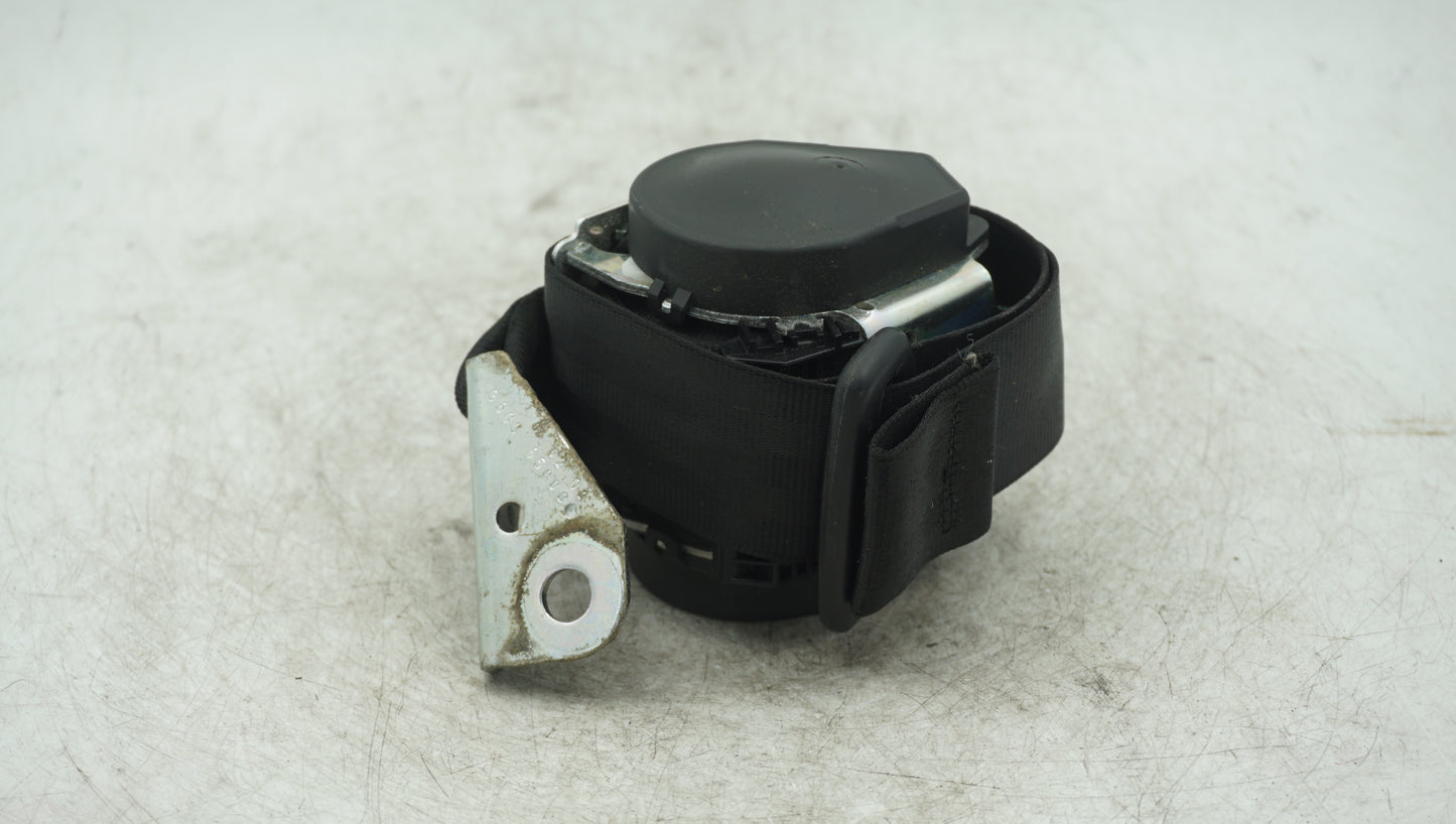 VW GOLF MK5 RIGHT REAR SEAT BELT 1K6857806