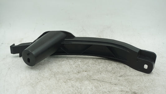 VW GOLF RIGHT FRONT BUMPER BRACKET 1K0807890