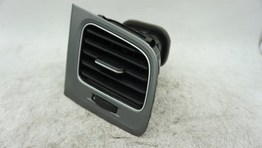 VW GOLF MK7 FRONT RIGHT DRIVERS AIR VENT 5G2819704