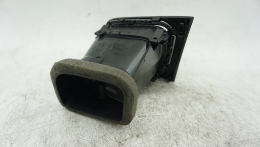 VW GOLF MK7 FRONT RIGHT DRIVERS AIR VENT 5G2819704