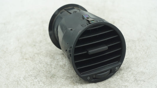 VOLKSWAGEN CADDY DASH AIR VENT 2K0819703B