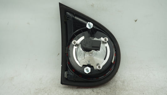 VW GOLF MK5 RHS RIGHT INNER TAIL LIGHT 1K6945094