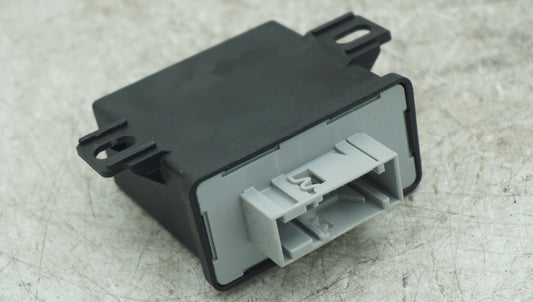 VW GOLF MK5 HEADLIGHT CONTROL MODULE 1T0907357