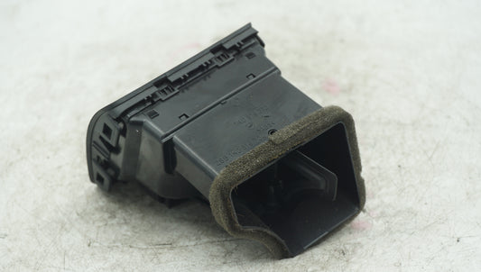 VOLKSWAGEN GOLF MK5 RIGHT SIDE DASH VENT 1K0819710