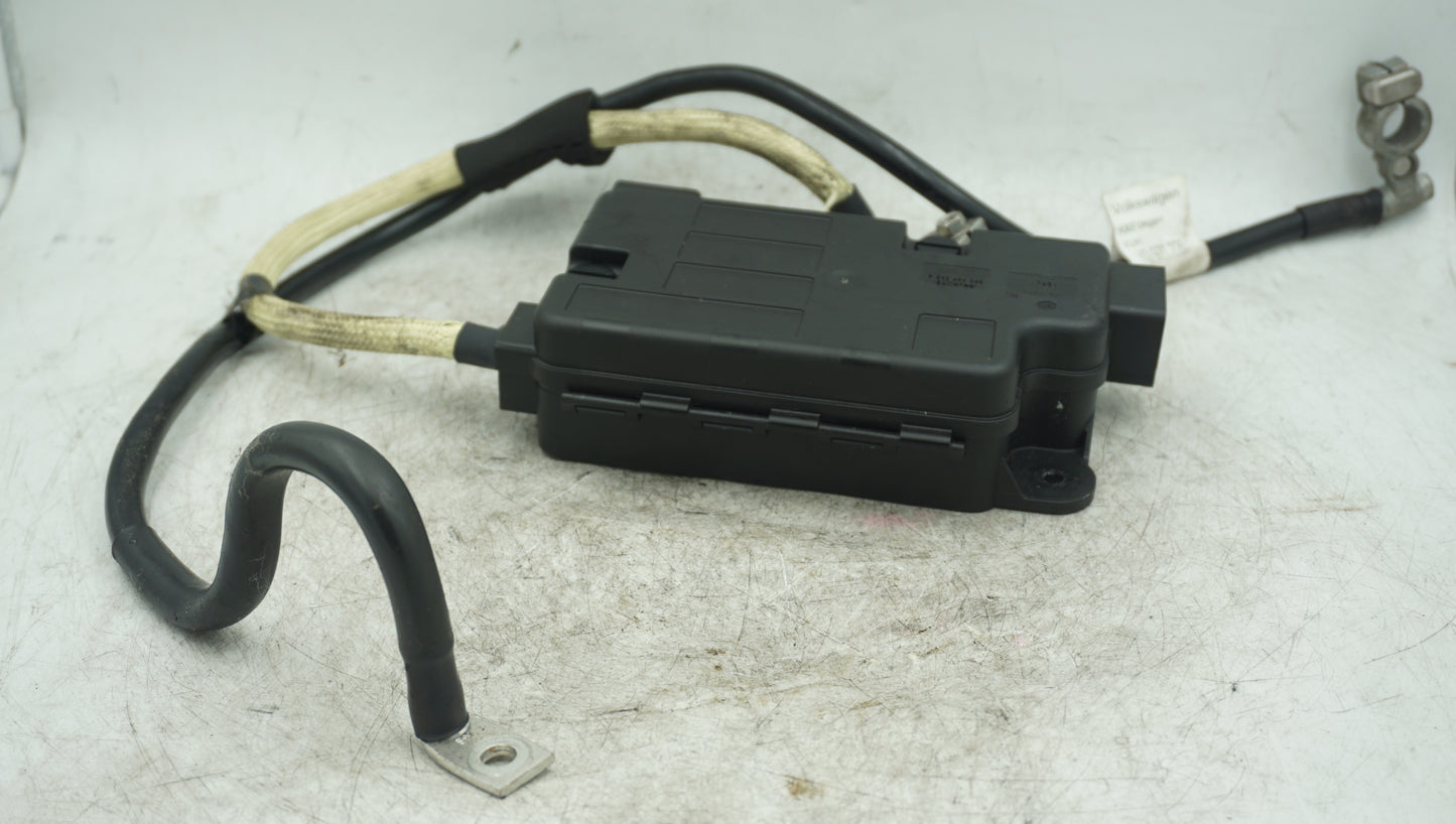 VW GOLF R32 BATTERY OVERLOAD PROTECTION TRIP SWITCH 8P0937548