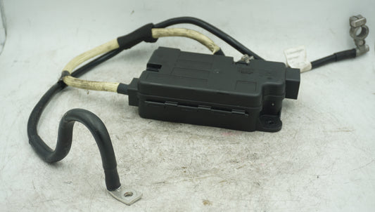 VW GOLF R32 BATTERY OVERLOAD PROTECTION TRIP SWITCH 8P0937548