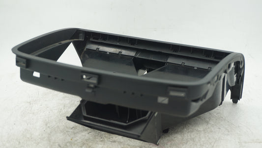 VOLKSWAGEN MK5 GOLF CENTRE AIR VENT PANEL 1K0819735 1K0819153