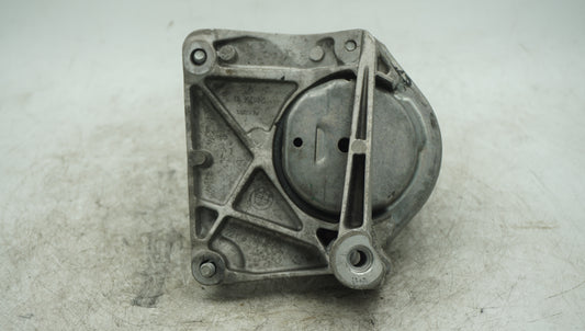 BMW 5 SERIES E60 530I ENGINE MOUNT 676111702