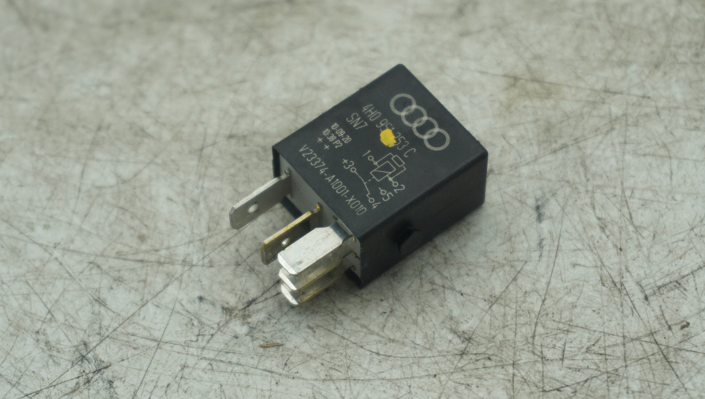 VW AUDI FUSE NUMBER 646 4H0951253