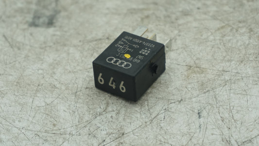 VW AUDI FUSE NUMBER 646 4H0951253