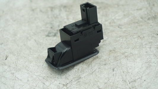 VW POLO 6R FRONT AND REAR PASSENGER WINDOW SWITCH 6R0867255