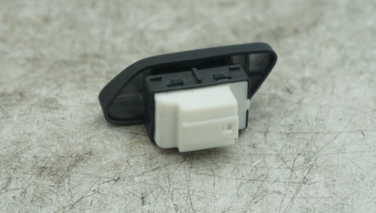 VOLKSWAGEN POLO 6R 2009-2014 CENTRAL LOCKING DOOR SWITCH 6R2962125A