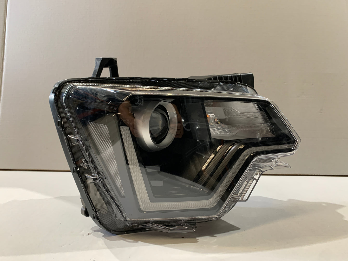 KIA NIRO RHS RIGHT LED HALOGEN HEADLIGHT 2022-2025