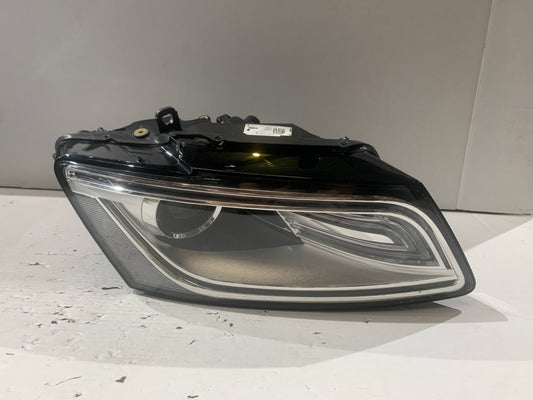 AUDI Q5 8R RHS RIGHT XENON HEADLIGHT 8R0941044D