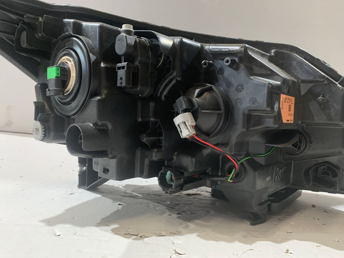 NISSAN QASHQAI J11 LHS HALOGEN HEADLIGHT 26060-4EH1A