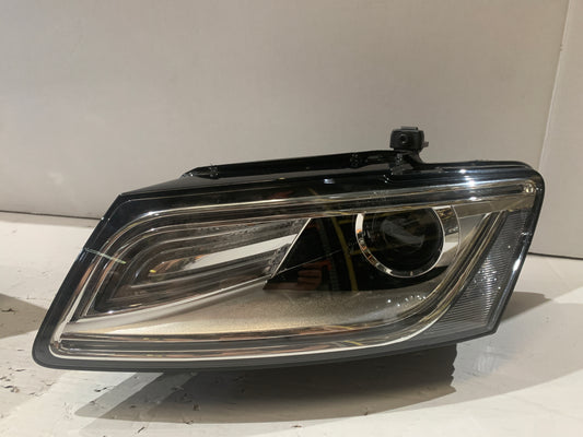 AUDI Q5 8R LHS LEFT XENON HEADLIGHT 8R0941043D