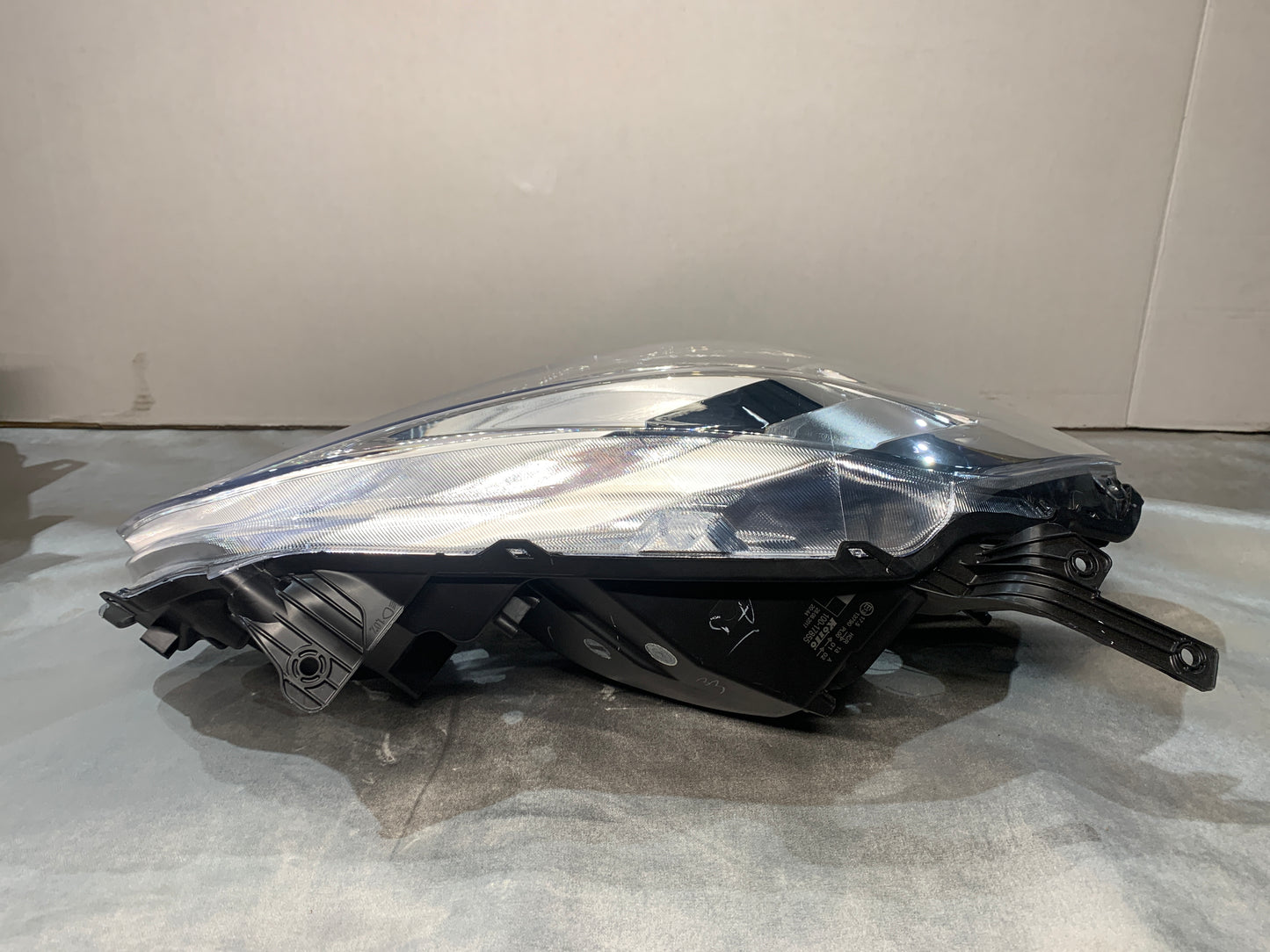 SUZUKI S-CROSS SX4 JY RHS RIGHT HALOGEN HEADLIGHT 3512061M40