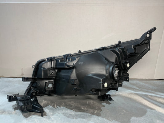 TOYOTA HIACE RHS RIGHT HALOGEN HEADLIGHT 2019-2025