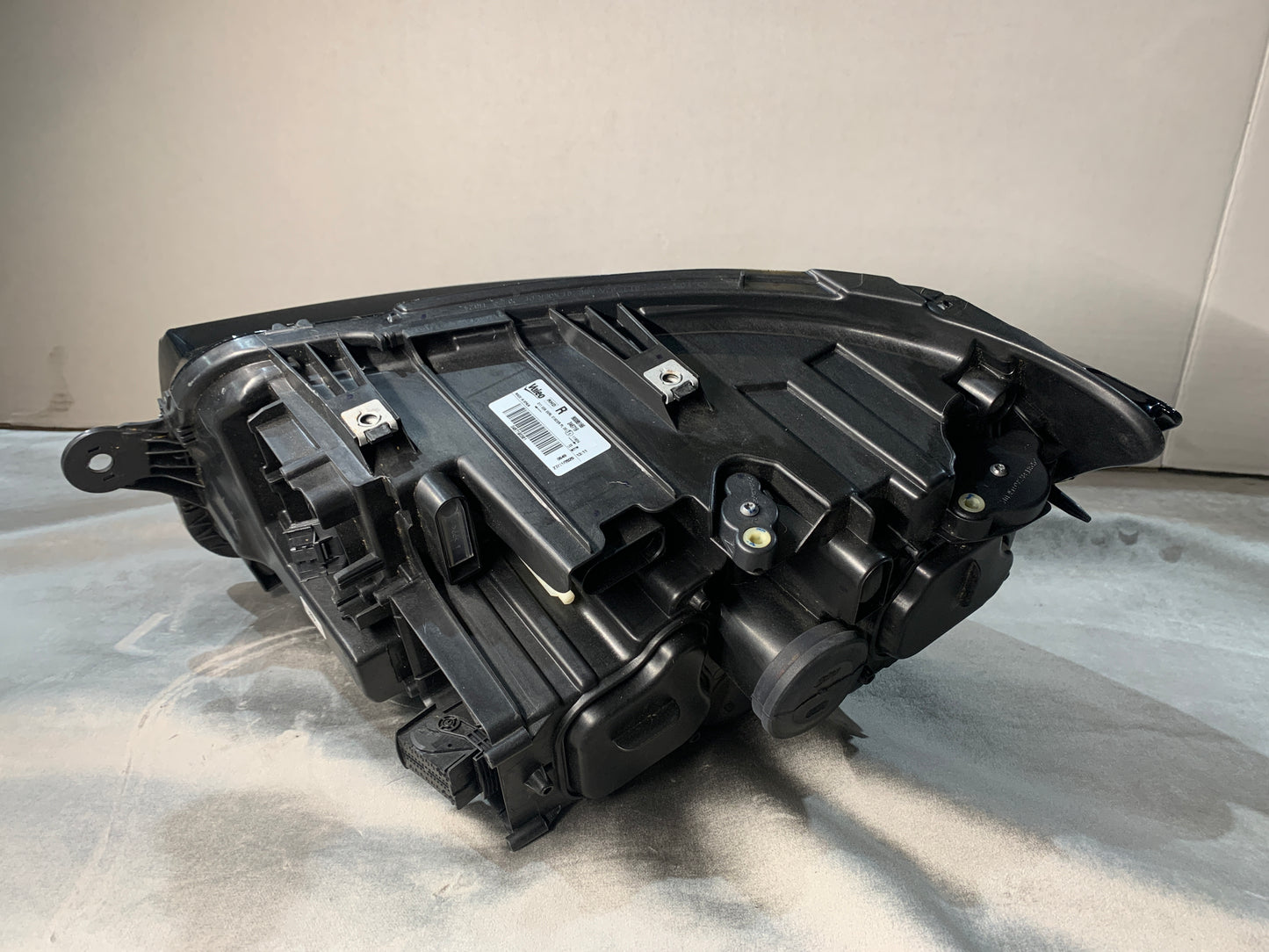 VOLKSWAGEN T6 TRANSPORTER RHS RIGHT LED HEADLIGHT 7E2941774